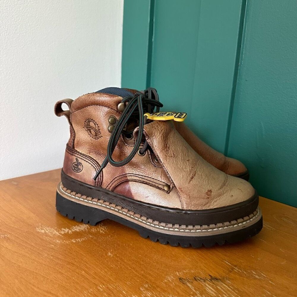 Georgia Boot Women’s Distressed Brown Metatarsal Guard Flap Steel Toe Lace-up Wo